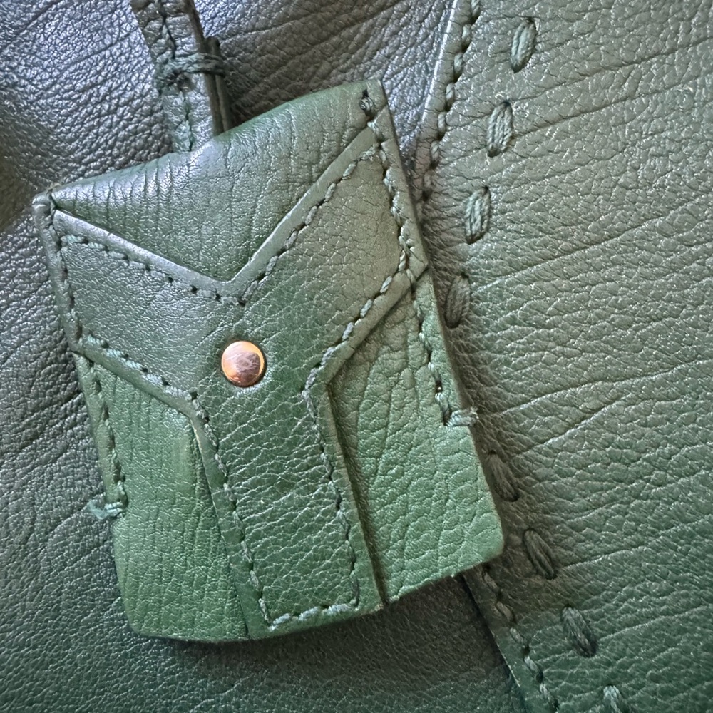 Saint Laurent Medium Muse Handbag - Picture 4 of 16